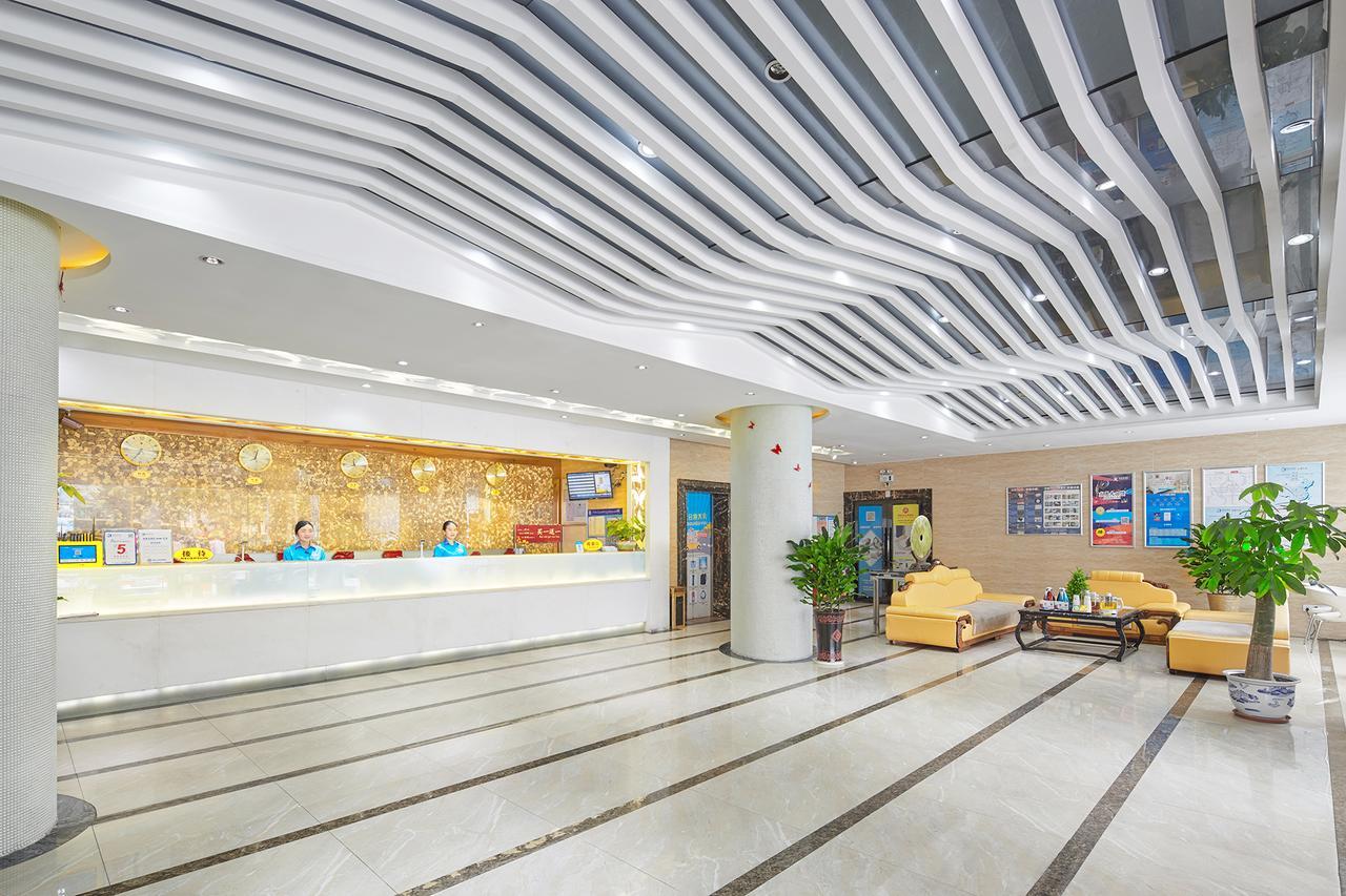 Kaiserdom Hotel Airport Road Гуанчжоу Экстерьер фото